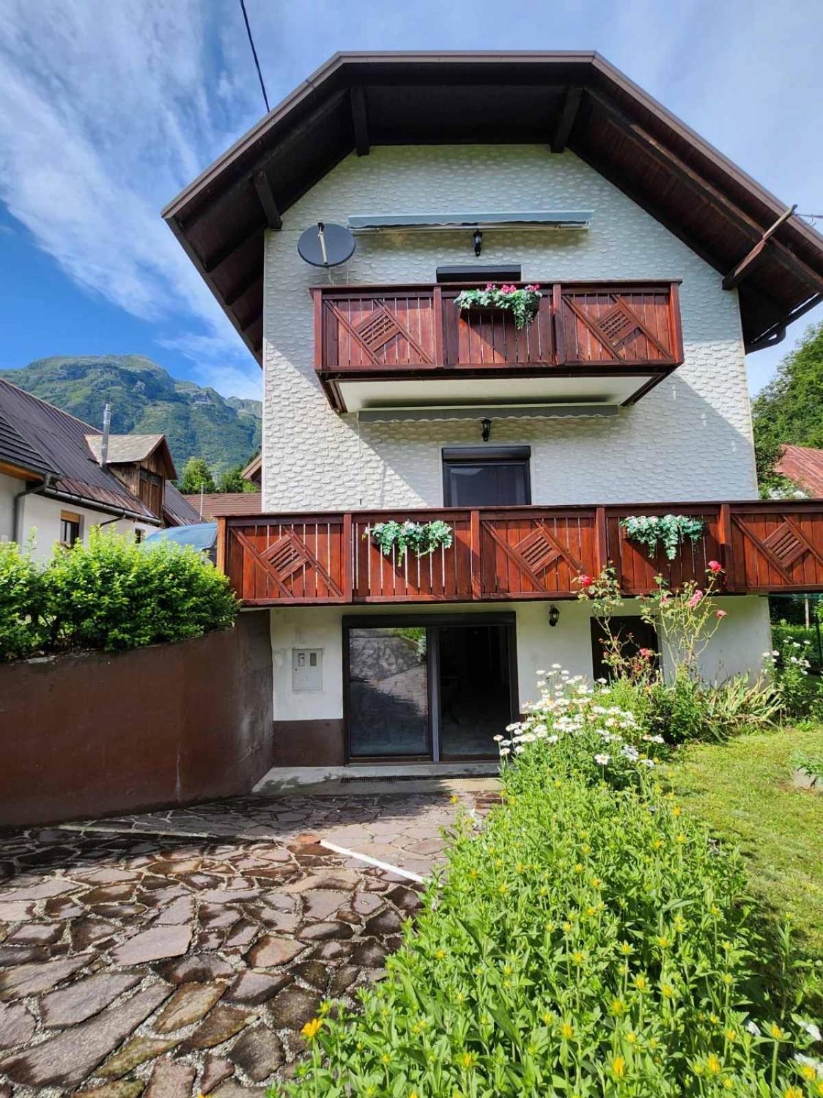 Apartment & Wellness Kal Koritnica